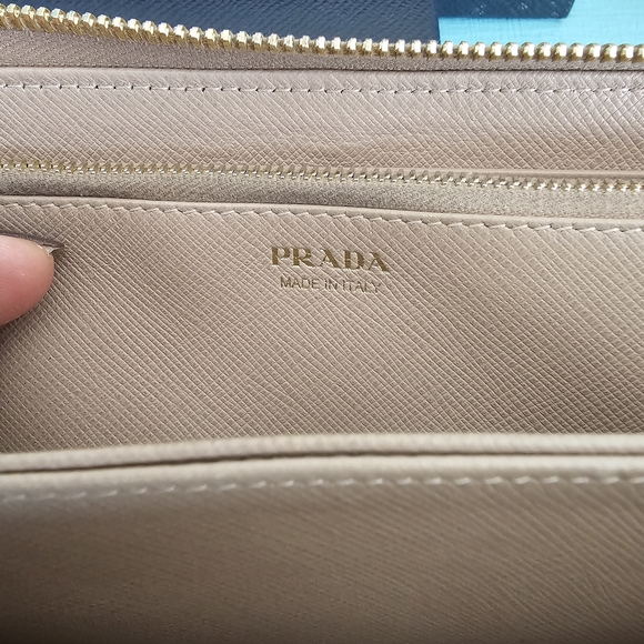 Prada Large Saffiano Zippy Leather Wallet - Picture 10 of 15